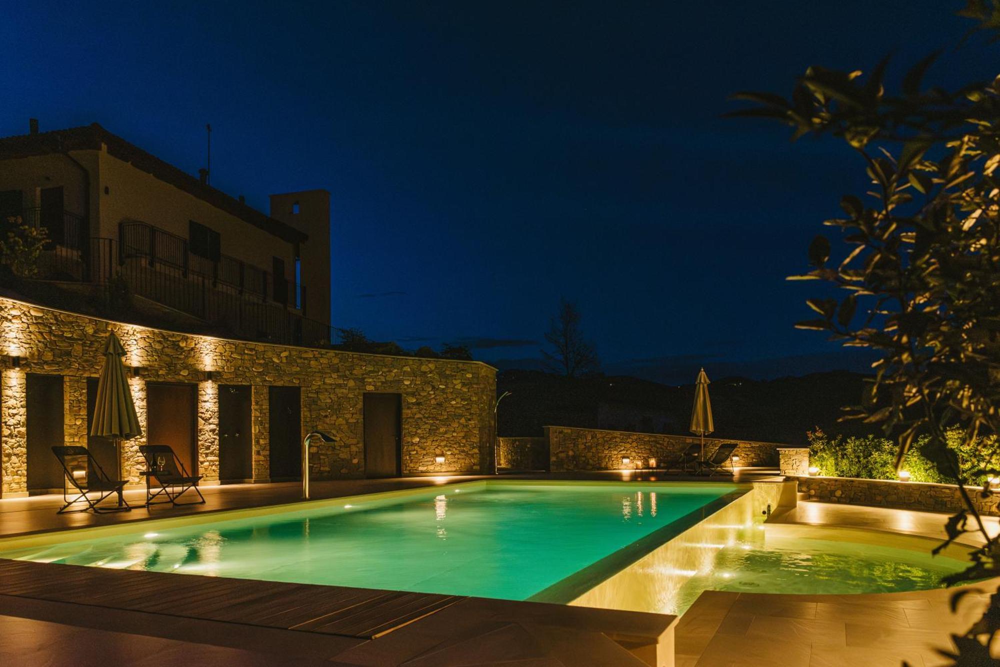 Garesio Wine Resort Serralunga d'Alba Esterno foto