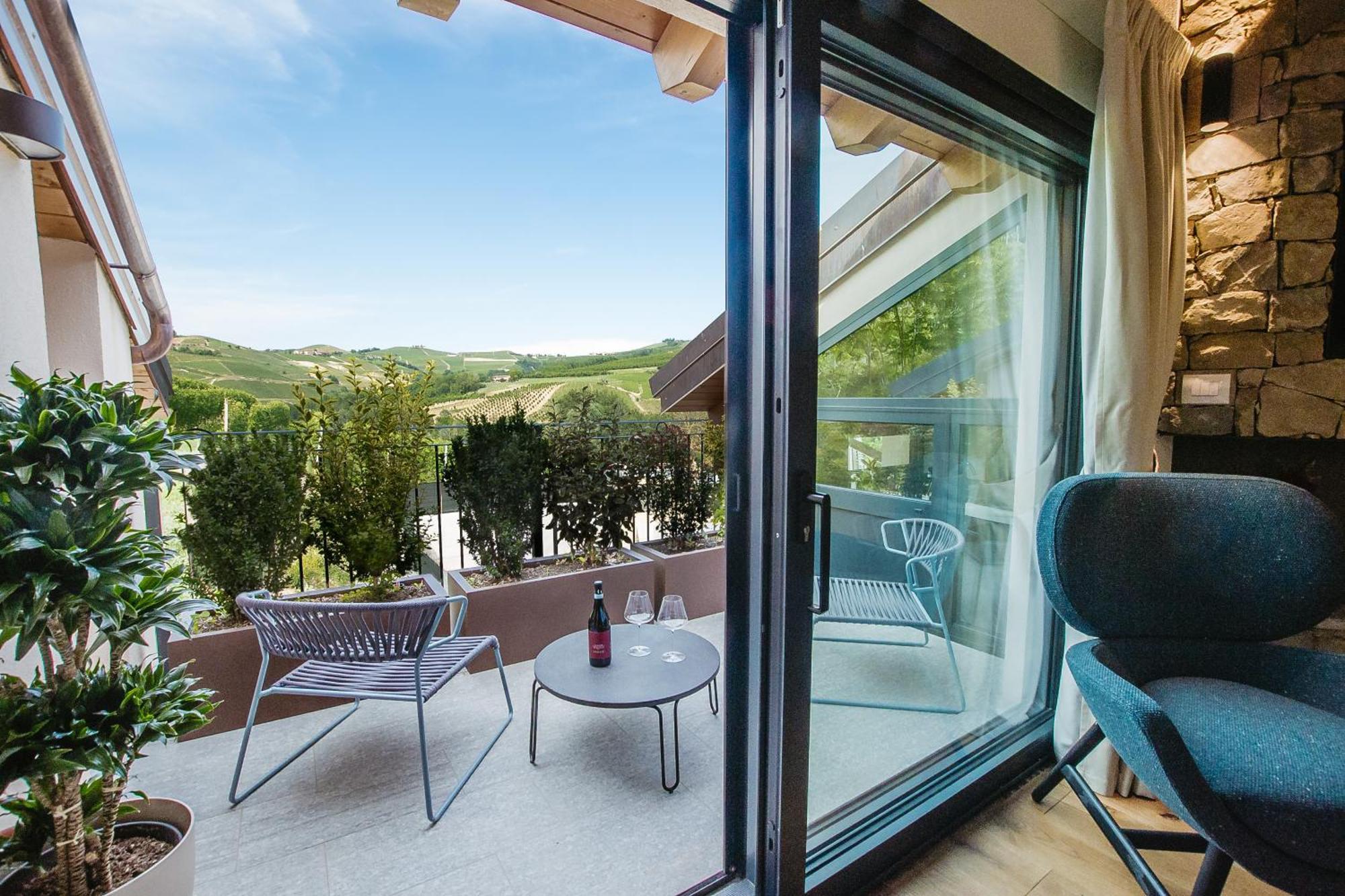 Garesio Wine Resort Serralunga d'Alba Esterno foto