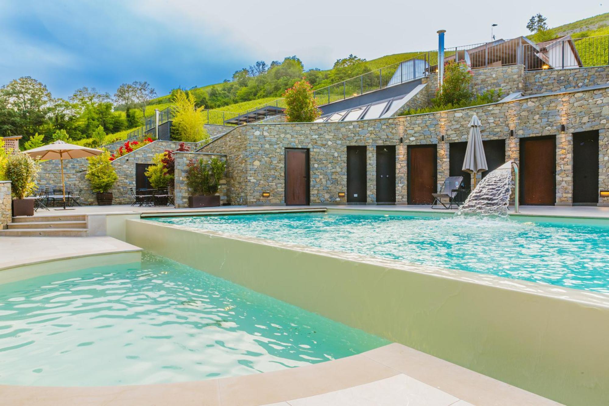 Garesio Wine Resort Serralunga d'Alba Esterno foto